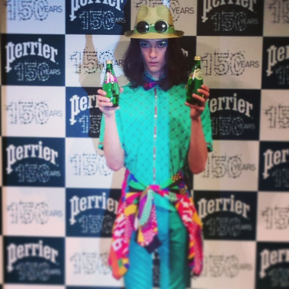 Art Loves Perrier, Miki Love South France!