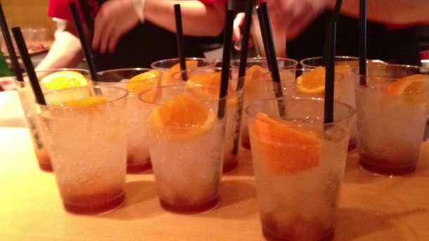 Art Loves Perrier, Miki Love South France!