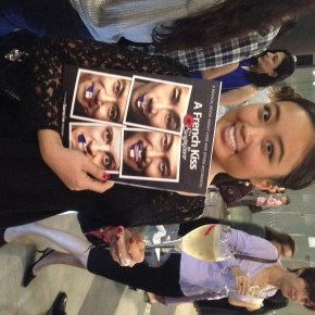 French Kiss in&nbsp;Singapore?!