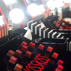 THE ORIGINAL FRENCH&nbsp;KISSKISS