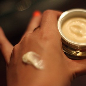 New Japanese anti-aging products “Attenir”