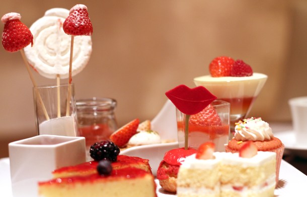 strawberry art buffet hilton tokyo6