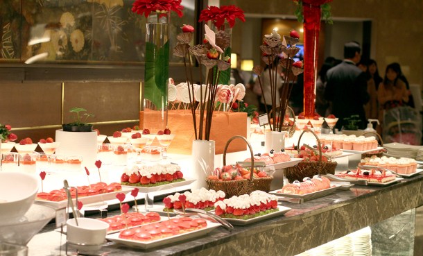 strawberry art buffet hilton tokyo9